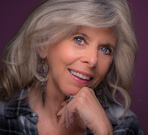 rhianne cropped head shot